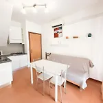 Residence La Posta Con Piscina